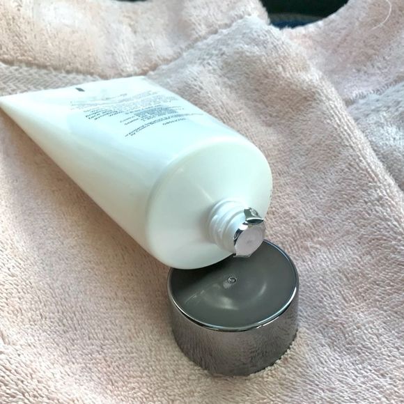 Borghese Foaming Cleanser,  Kirkland - Picture 6 of 7